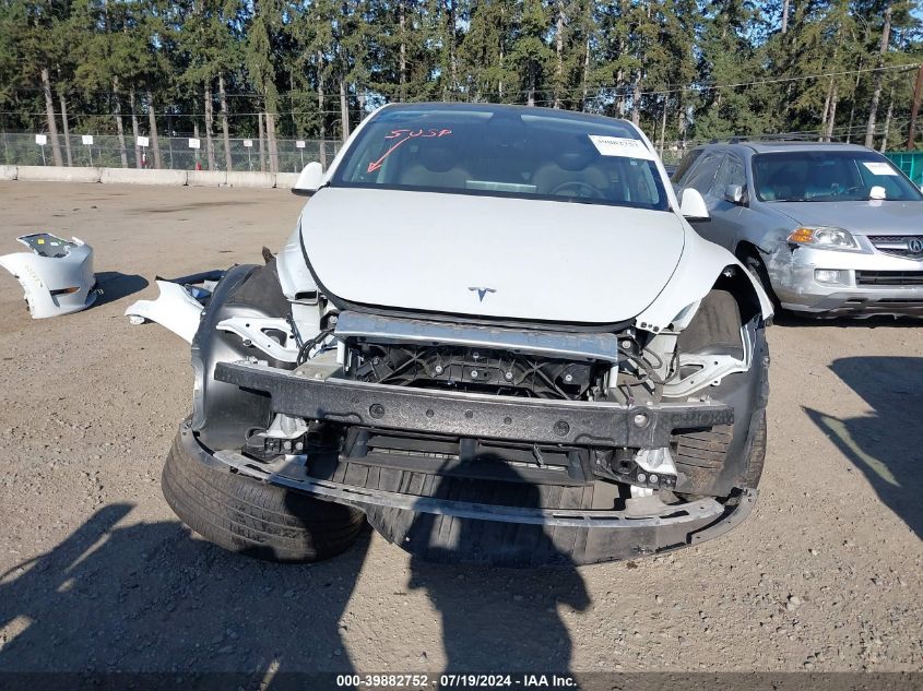 2022 Tesla Model Y Long Range Dual Motor All-Wheel Drive VIN: 7SAYGDEEXNF544835 Lot: 39882752