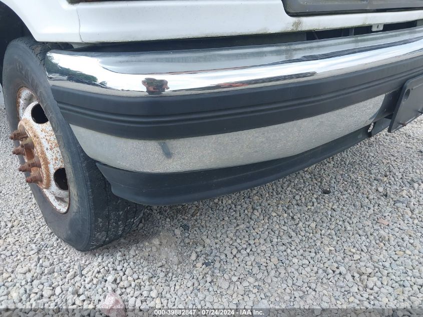 1995 Ford F350 VIN: 1FDJF37HXSEA64001 Lot: 39882847