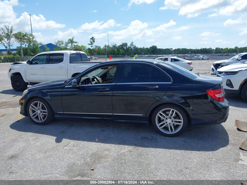 2014 Mercedes-Benz C 250 Luxury/Sport VIN: WDDGF4HB5ER314438 Lot: 39882904