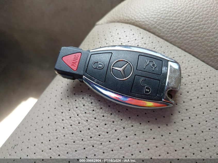 2014 Mercedes-Benz C 250 Luxury/Sport VIN: WDDGF4HB5ER314438 Lot: 39882904