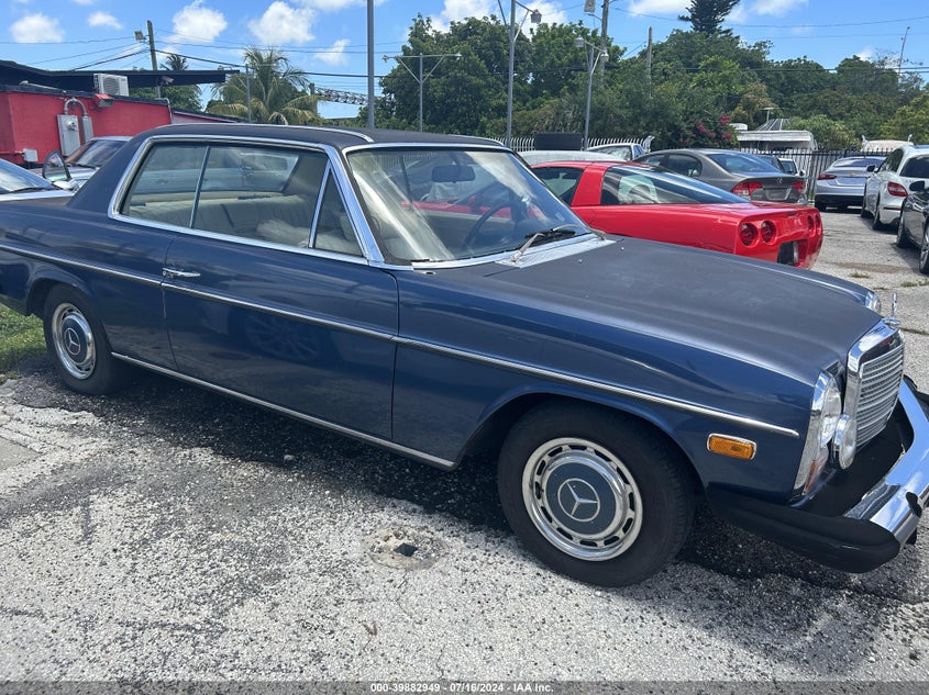 2009 Mercedes-Benz R VIN: 4JGCB65E59A094197 Lot: 39882949