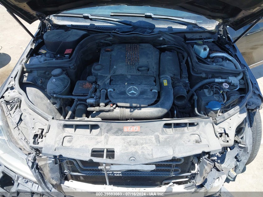 2014 Mercedes-Benz C 250 Luxury/Sport VIN: WDDGF4HB8ER320346 Lot: 39883083