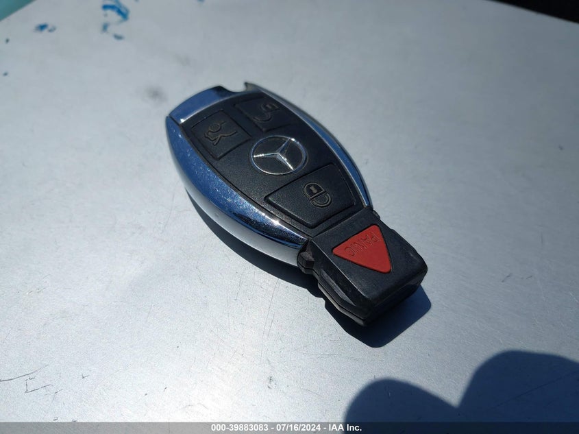 2014 Mercedes-Benz C 250 Luxury/Sport VIN: WDDGF4HB8ER320346 Lot: 39883083