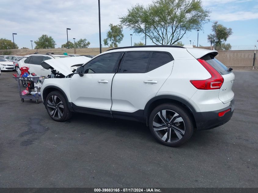 2023 Volvo Xc40 B5 Ultimate Dark Theme VIN: YV4L12UX1P2092633 Lot: 39883165