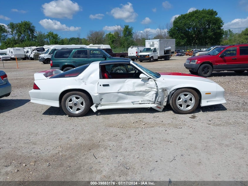 1992 Chevrolet Camaro Z28 VIN: 1G1FP23F8NL144153 Lot: 39883176