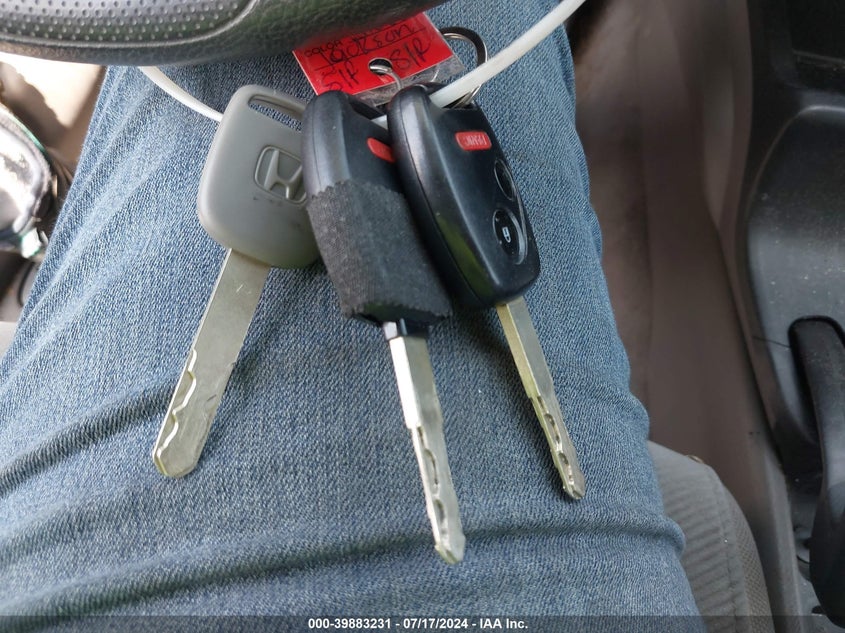 2009 Honda Civic Lx VIN: 19XFA15509E028001 Lot: 39883231