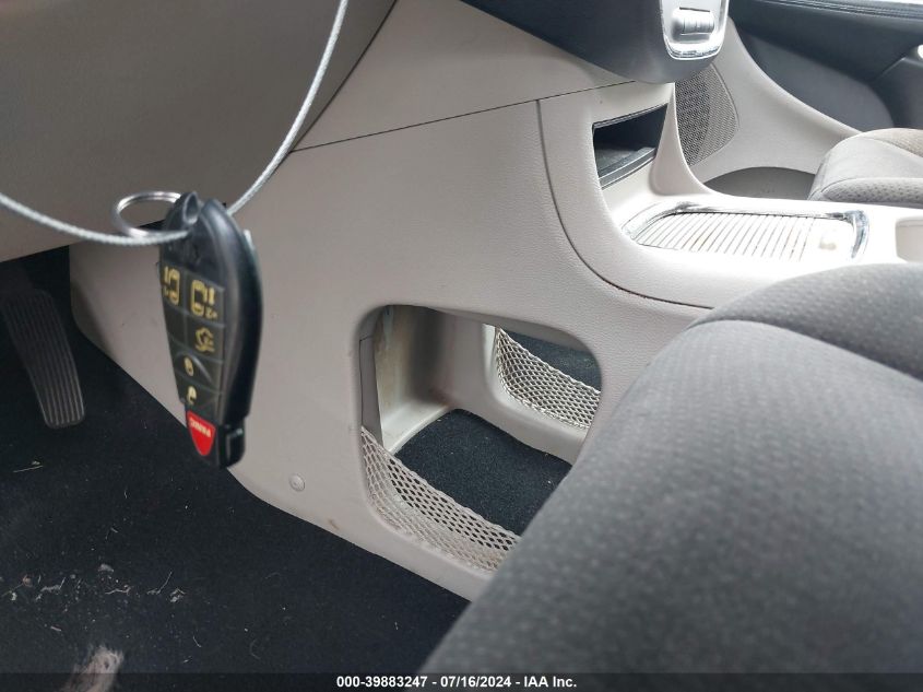 2013 Dodge Grand Caravan Sxt VIN: 2C4RDGCG4DR685595 Lot: 39883247