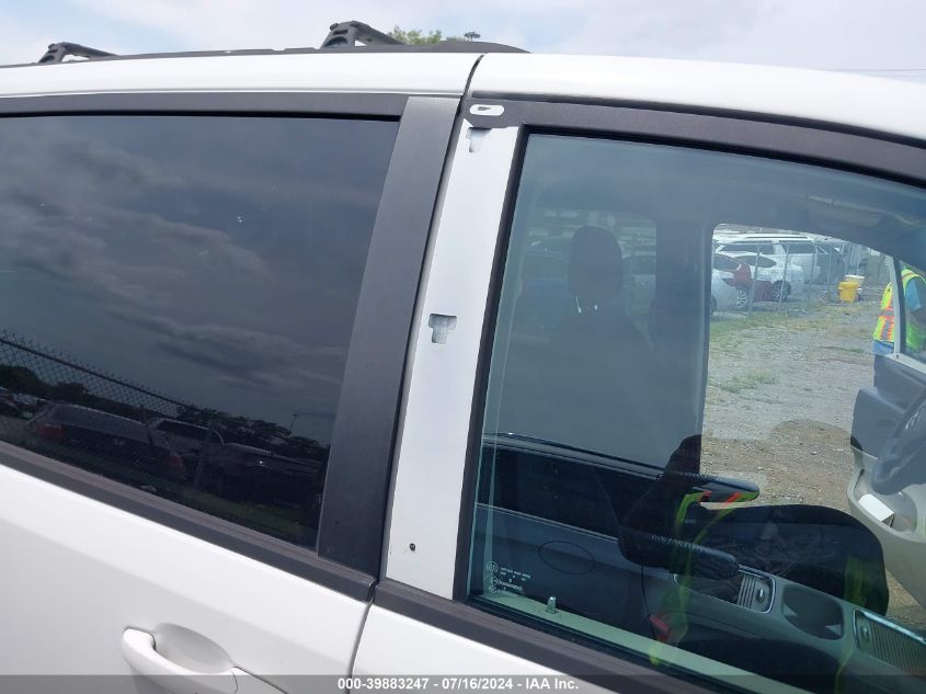 2013 Dodge Grand Caravan Sxt VIN: 2C4RDGCG4DR685595 Lot: 39883247