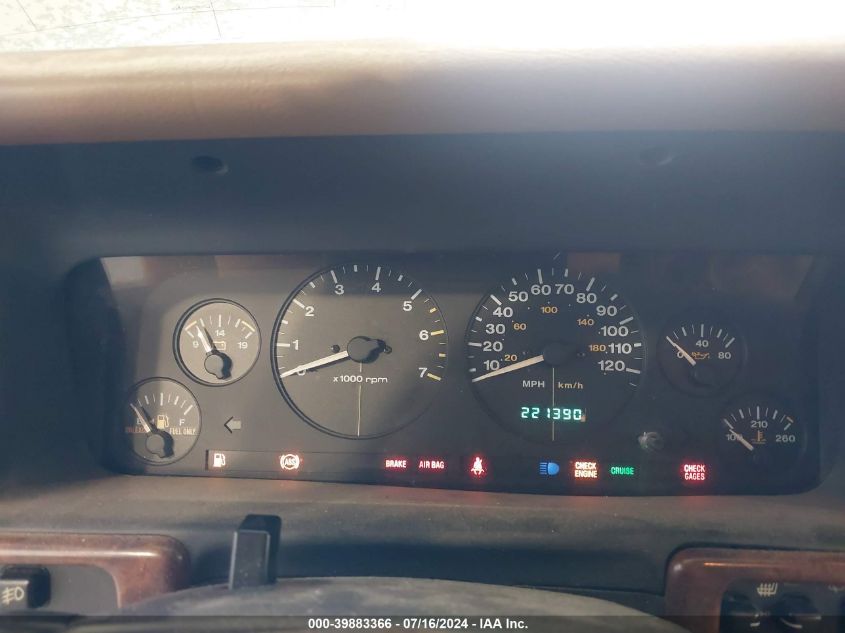 1998 Jeep Grand Cherokee Limited VIN: 1J4GZ78Y3WC302617 Lot: 39883366