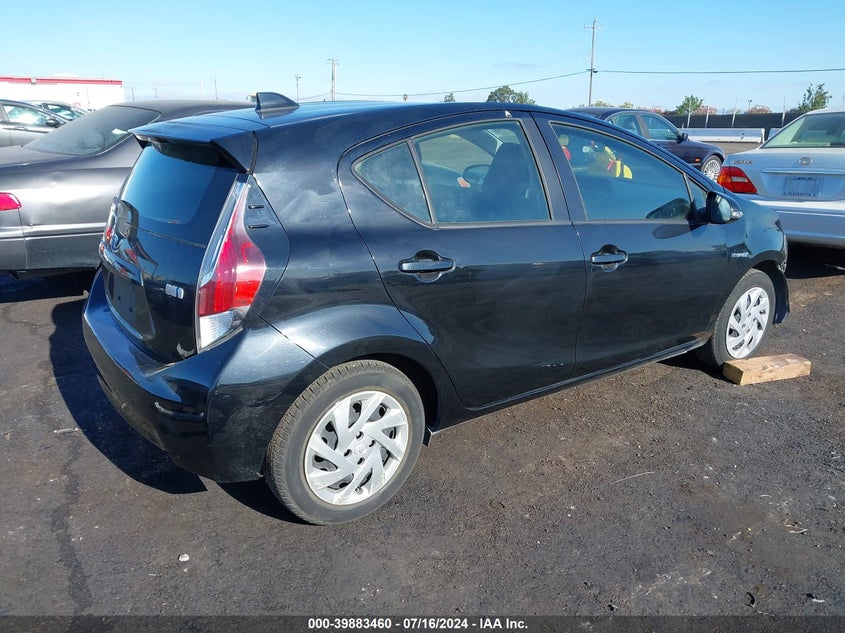2015 Toyota Prius C VIN: JTDKDTB36F1582775 Lot: 39883460