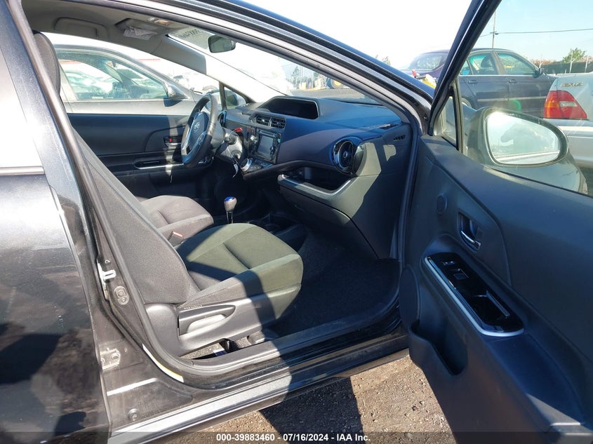 2015 Toyota Prius C VIN: JTDKDTB36F1582775 Lot: 39883460