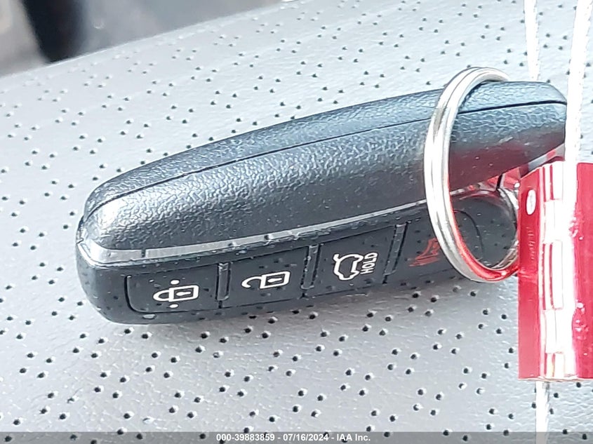 2014 Hyundai Santa Fe Sport 2.4L VIN: 5XYZUDLB7EG208443 Lot: 39883859