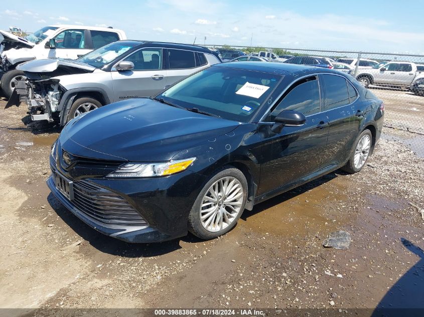 4T1B11HKXJU125286 2018 TOYOTA CAMRY - Image 2