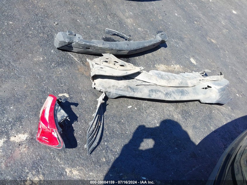 2019 Chevrolet Malibu Lt VIN: 1G1ZD5ST5KF145883 Lot: 39884159