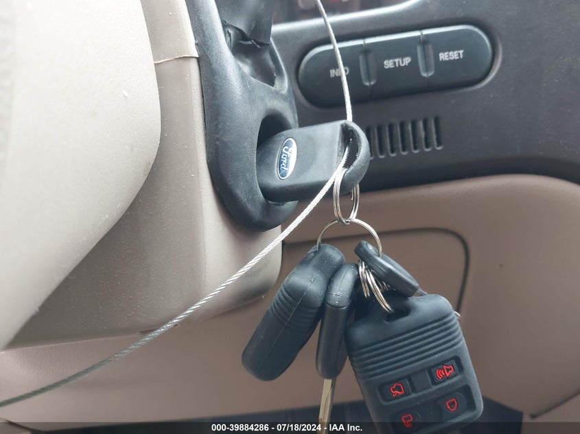 2003 Ford Expedition Eddie Bauer VIN: 1FMRU17W33LB76647 Lot: 39884286