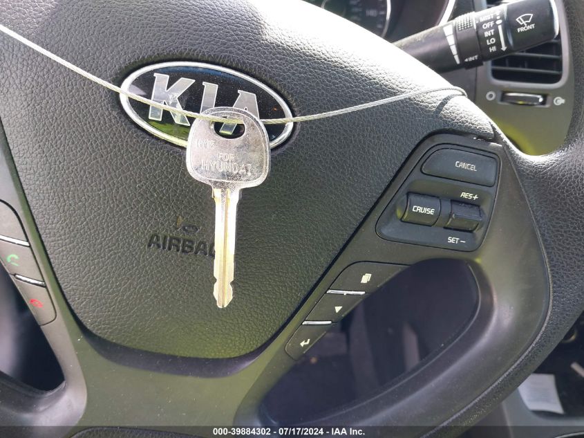 2018 Kia Forte Lx VIN: 3KPFL4A70JE173305 Lot: 39884302