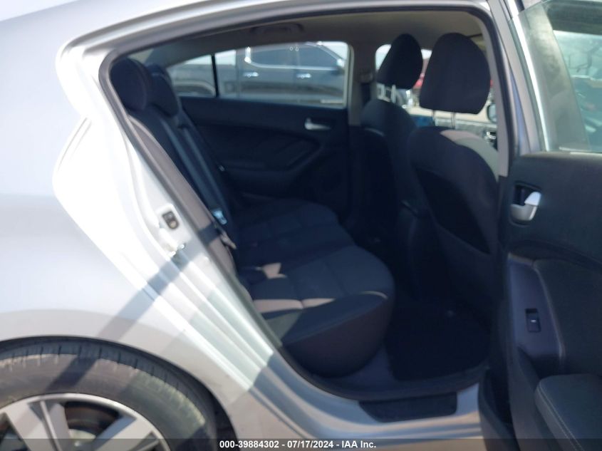 2018 Kia Forte Lx VIN: 3KPFL4A70JE173305 Lot: 39884302