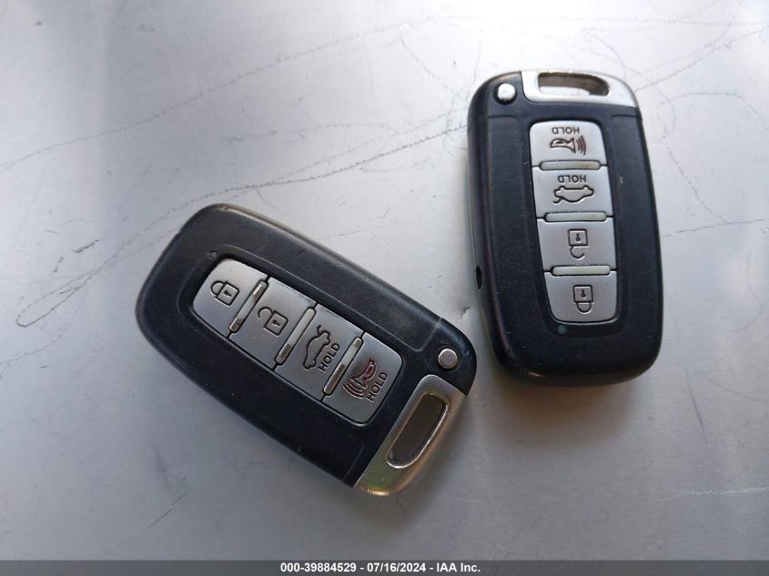 2013 Hyundai Sonata Hybrid VIN: KMHEC4A43DA066320 Lot: 39884529