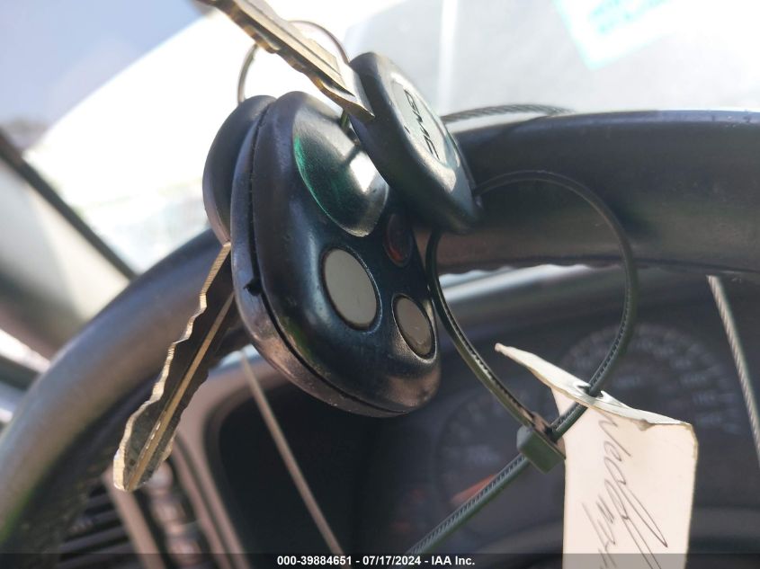 2005 GMC Sierra 1500Hd Slt VIN: 1GTGK13U15F928921 Lot: 39884651