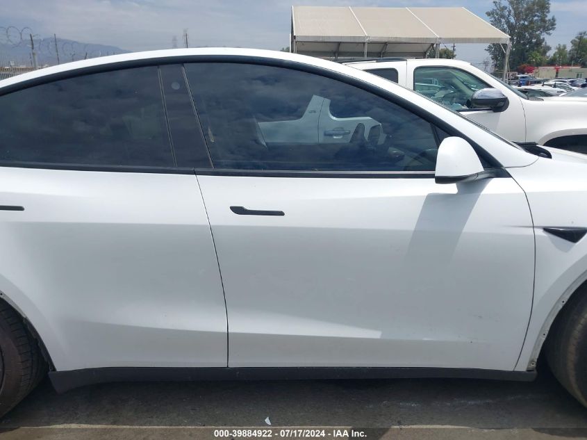 2022 Tesla Model Y Performance Dual Motor All-Wheel Drive VIN: 7SAYGDEF9NF391907 Lot: 39884922