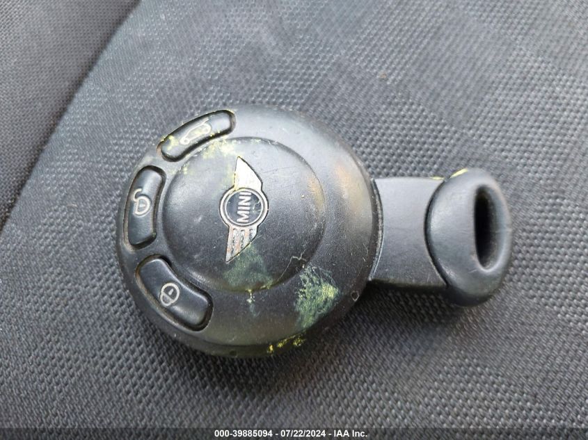 2010 Mini Cooper Clubman VIN: WMWML3C53ATX37837 Lot: 39885094