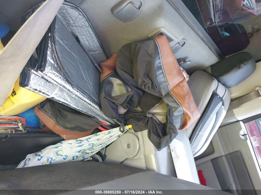 2008 Dodge Ram 1500 St/Sxt VIN: 1D7HA16K08J195138 Lot: 39885250