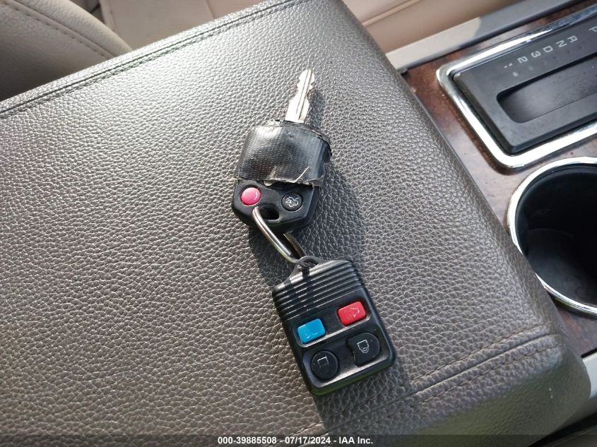 2011 Ford Expedition Xlt VIN: 1FMJU1H52BEF50137 Lot: 39885508