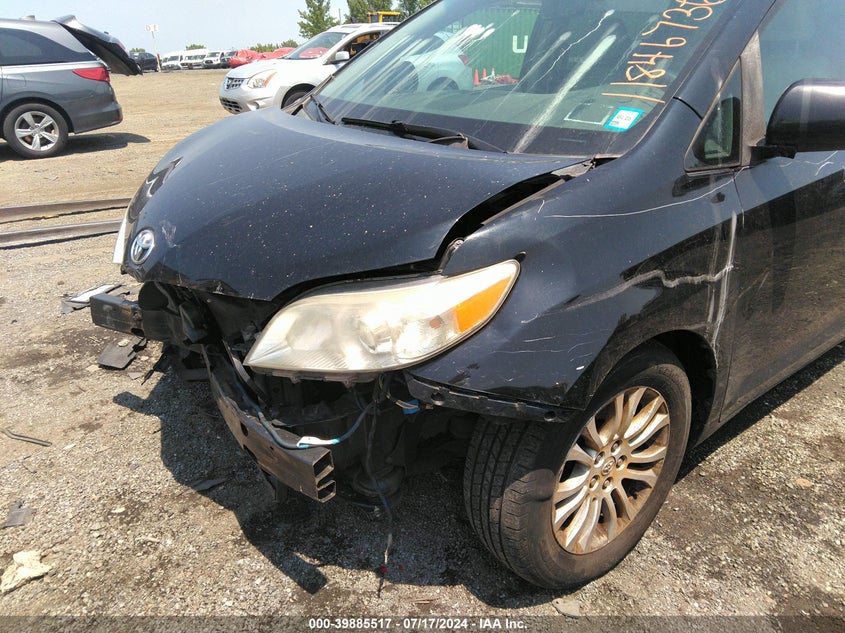 2013 Toyota Sienna Xle V6 8 Passenger VIN: 5TDYK3DC9DS377917 Lot: 39885517