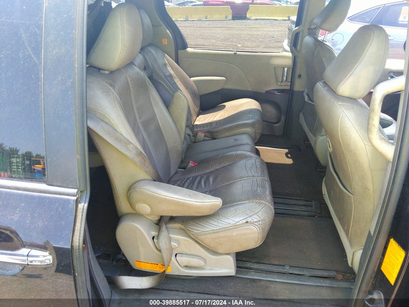 2013 Toyota Sienna Xle V6 8 Passenger VIN: 5TDYK3DC9DS377917 Lot: 39885517