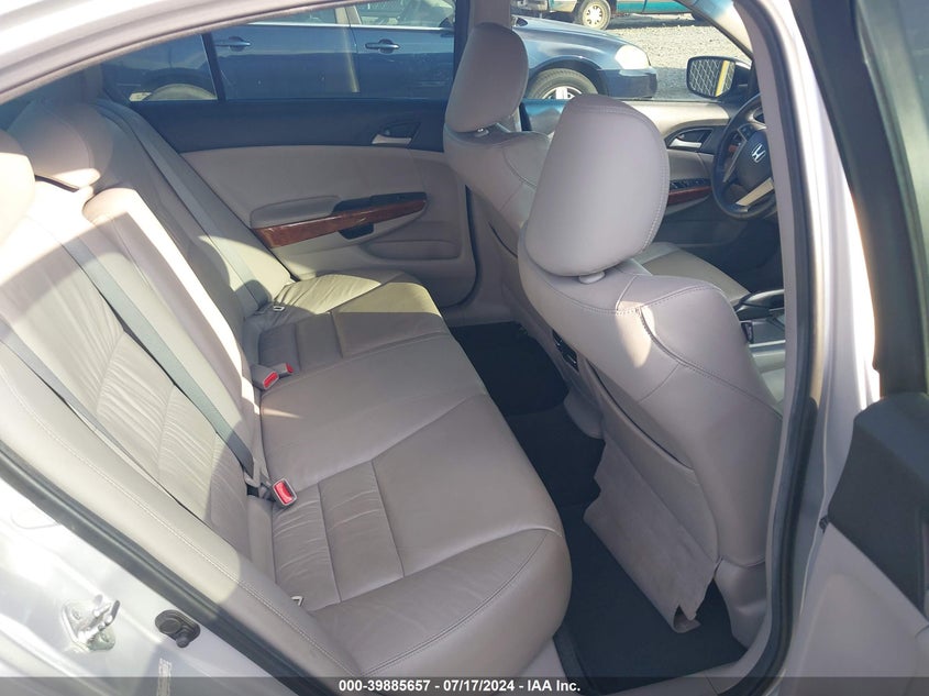 2011 Honda Accord 2.4 Ex-L VIN: 1HGCP2F84BA145378 Lot: 39885657