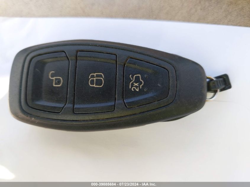 2013 Ford C-Max Hybrid Sel VIN: 1FADP5BU2DL530202 Lot: 39885684