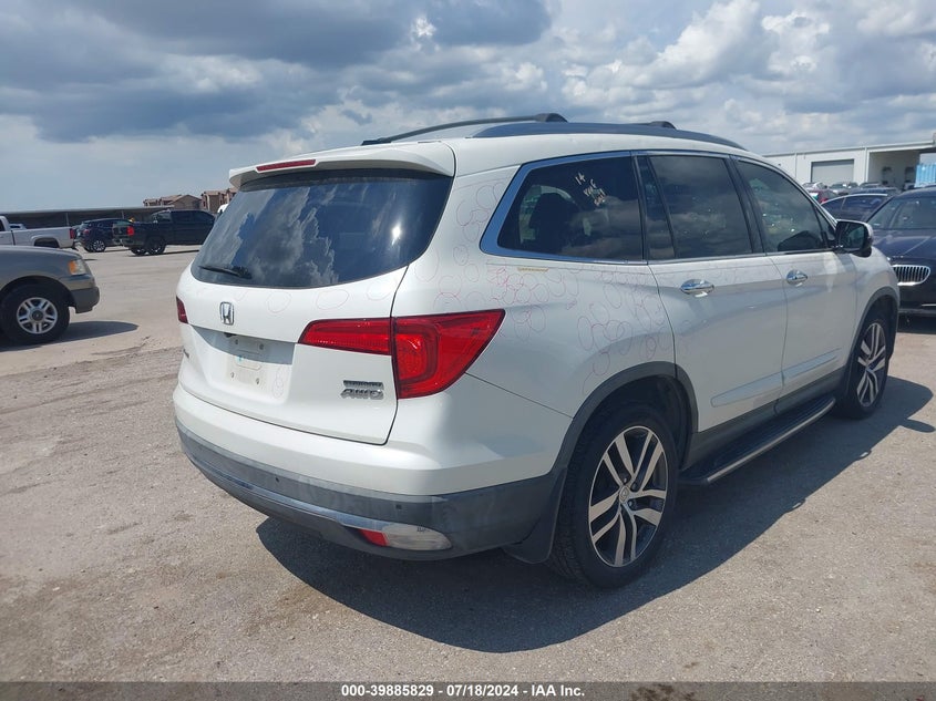 VIN 5FNYF6H91HB010332 2017 HONDA PILOT TOURING