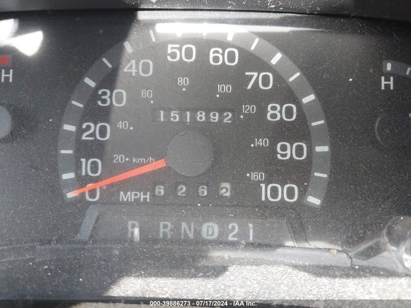 2003 Ford E-350 Super Duty Xl/Xlt VIN: 1FBSS31L43HA84993 Lot: 39886273