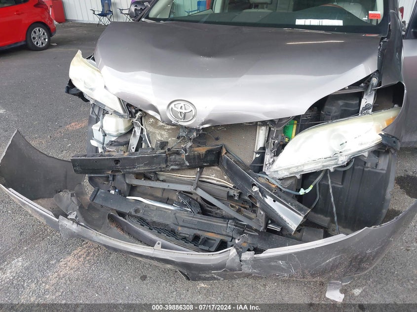 2011 Toyota Sienna Limited VIN: 5TDDK3DC4BS020981 Lot: 39886308