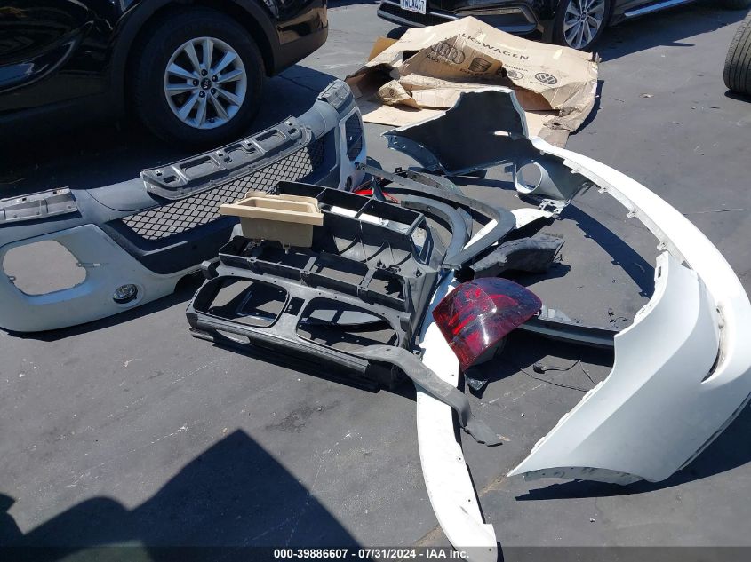 2012 BMW X5 xDrive35D VIN: 5UXZW0C58CL668952 Lot: 39886607