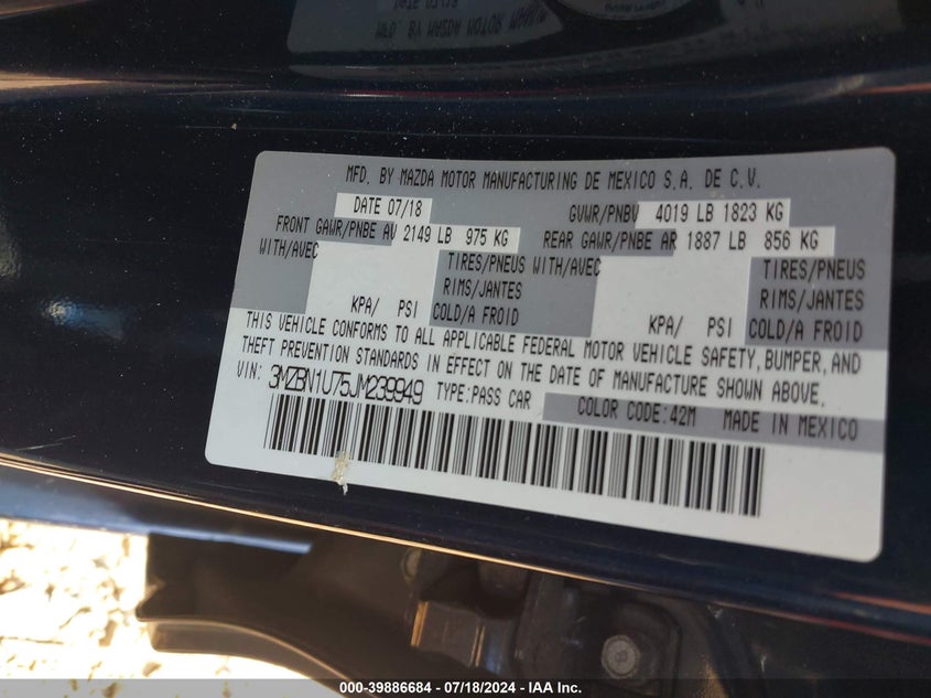 VIN 3MZBN1U75JM239949 2018 MAZDA MAZDA3 SPORT