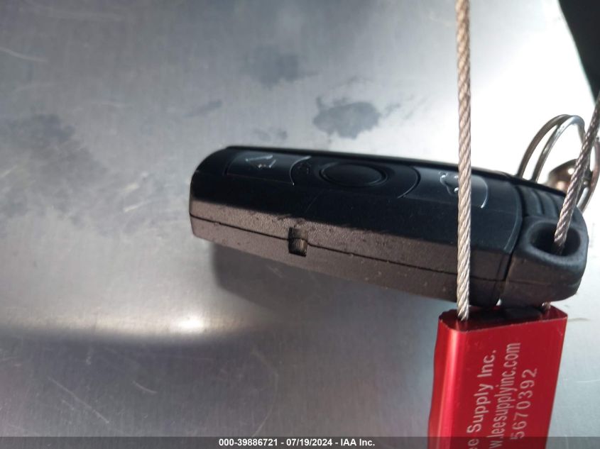 2006 BMW 325I VIN: WBAVB13566PT01947 Lot: 39886721