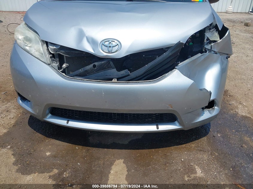 2011 Toyota Sienna VIN: 5TDKA3DC8BS008844 Lot: 39886794