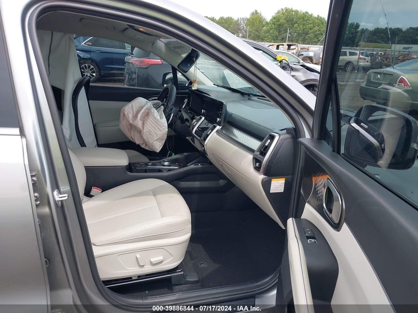 2023 KIA SORENTO HYBRID EX - KNDRHDLG7P5205604