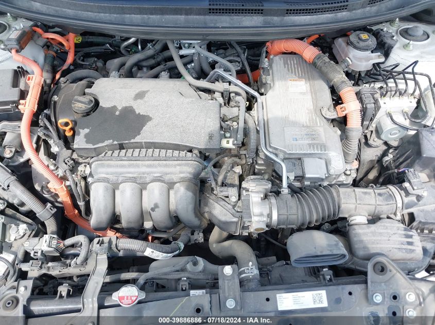 2018 Honda Clarity Plug-In Hybrid VIN: JHMZC5F10JC008836 Lot: 39886886