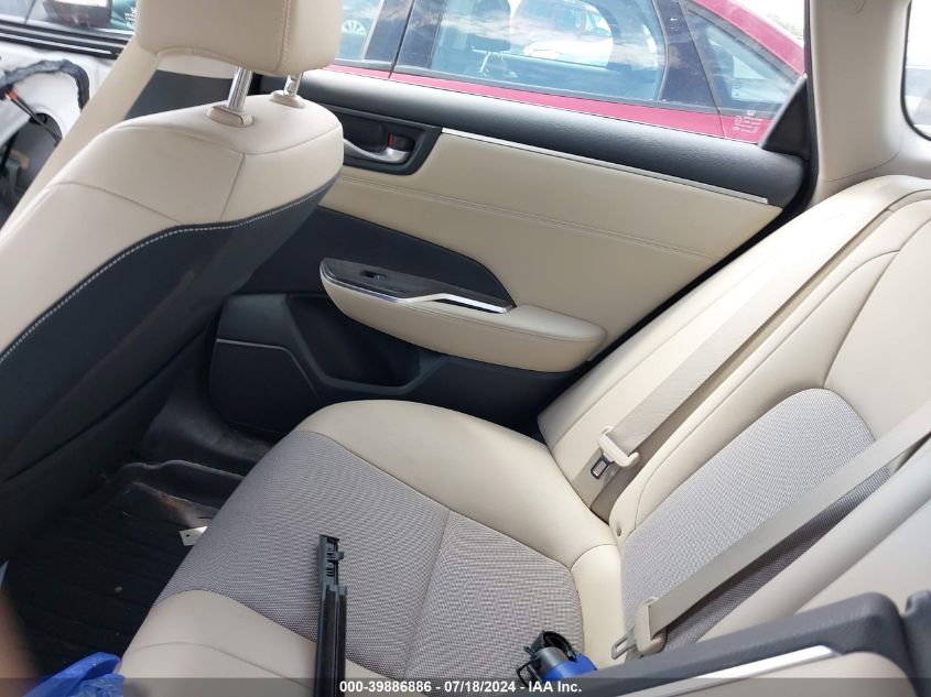 2018 Honda Clarity Plug-In Hybrid VIN: JHMZC5F10JC008836 Lot: 39886886