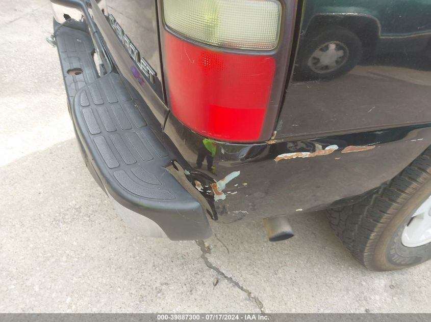 2004 Chevrolet Tahoe Ls VIN: 1GNEC13Z64R146795 Lot: 39887300