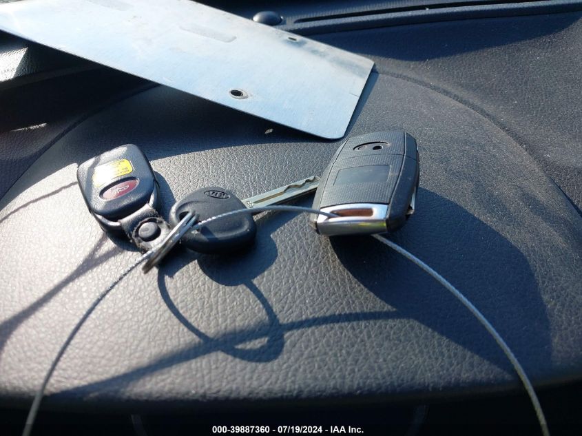 5XYKT3A6XDG404962 2013 Kia Sorento Lx