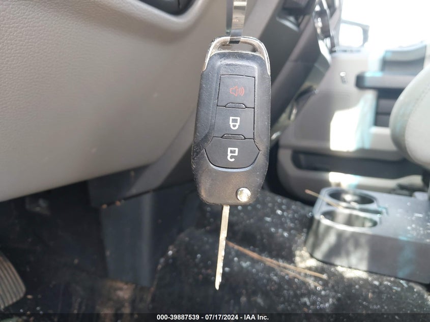 2017 Ford F-250 Super Duty VIN: 1FT7W2BTXHEF34444 Lot: 39887539