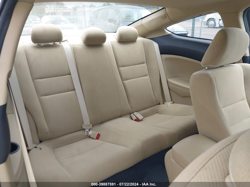 2011 Honda Accord 2.4 Ex VIN: 1HGCS1B79BA000827 Lot: 39887591