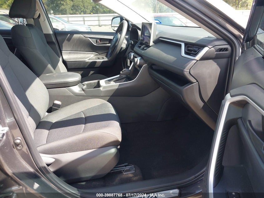 2024 TOYOTA RAV4 LE VIN: 2T3H1RFV7RC262566