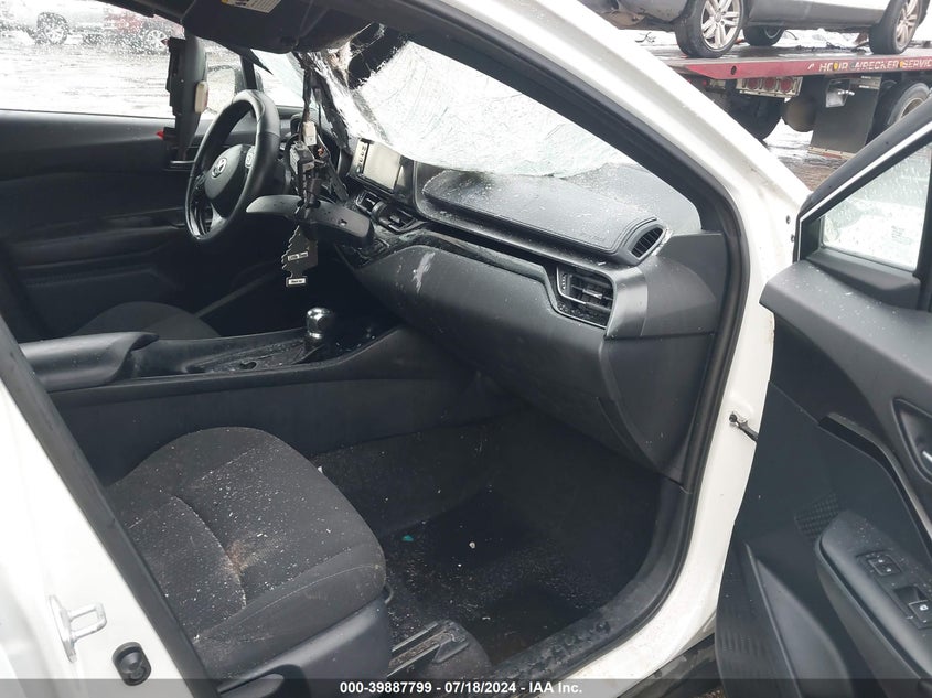 2018 Toyota C-Hr Xle/Xle Premium VIN: NMTKHMBX4JR027251 Lot: 39887799