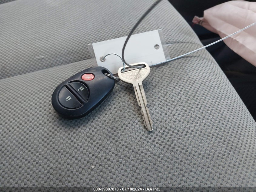 2011 Toyota Sienna Base V6 VIN: 5TDZK3DC9BS106681 Lot: 39887873