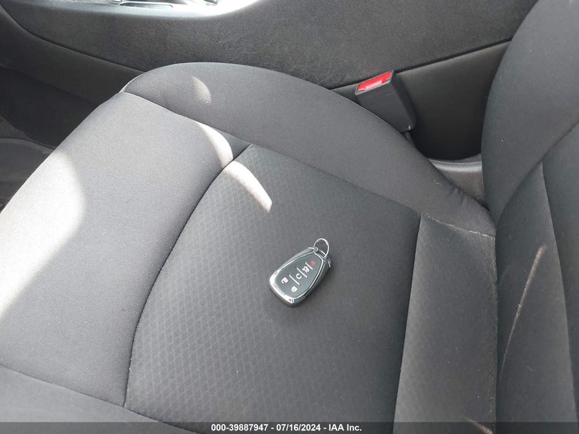 2021 CHEVROLET MALIBU FWD LT - 1G1ZD5ST3MF075996