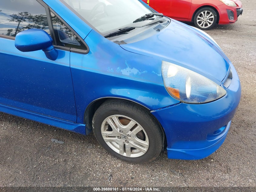 2007 Honda Fit Sport VIN: JHMGD38677S000409 Lot: 39888161